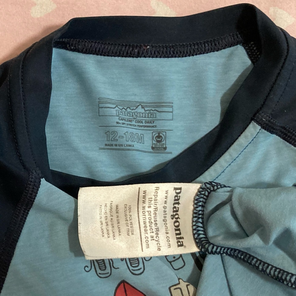 Patagonia Kids Swim and Sun Shirt - Blue - Picture 3 of 3